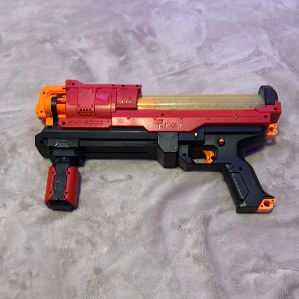 Nerf Rivals XVII-3000 Rival Blaster - Picture 3 of 7